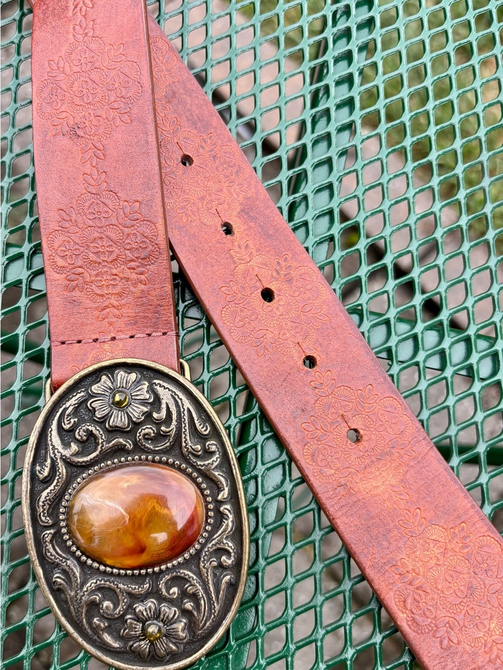 Vintage Harold’s Women’s western belt with a bohemian style buckle. 36”long